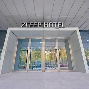 3* מלון Zleep Airport